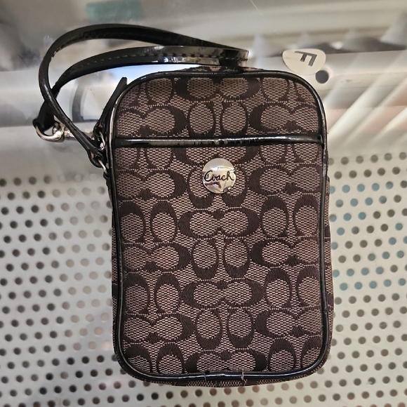 Coach Y2k Digital Camera Black Signature Logo Pouch - Picture 1 of 6
